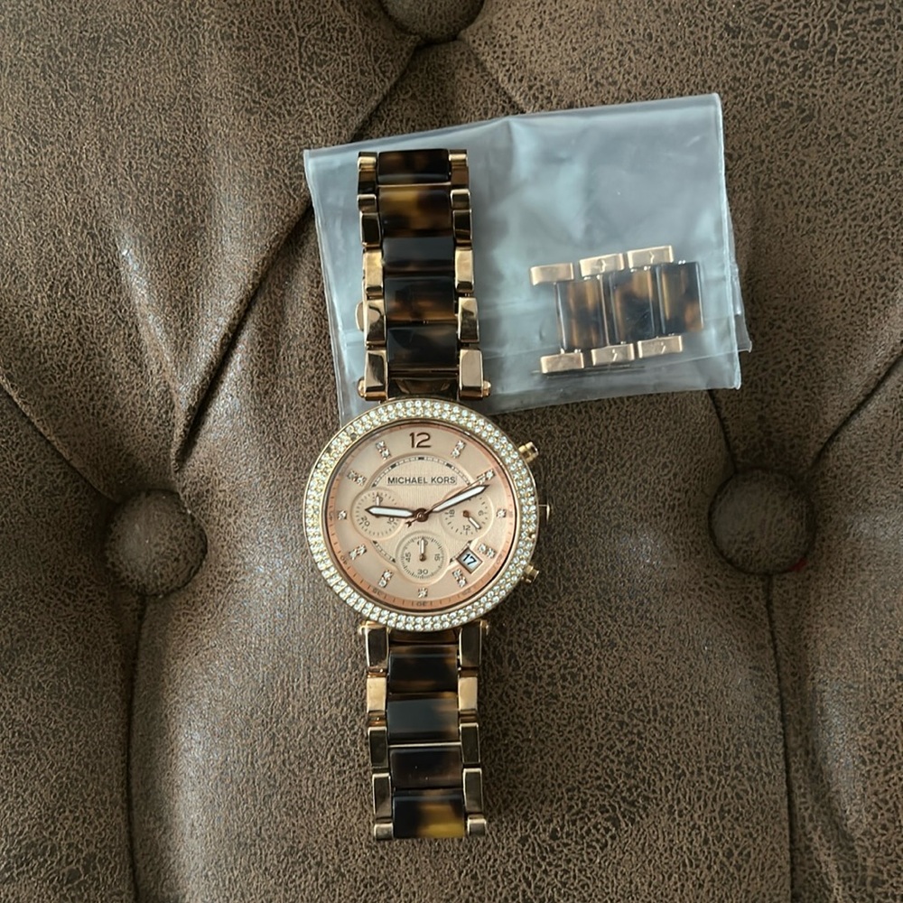 rose gold and tortoise Michael Kors watch